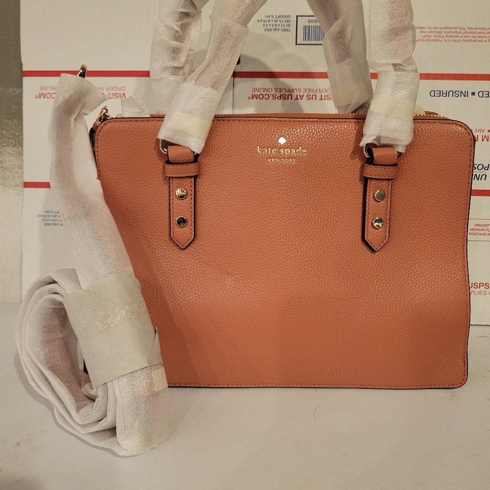 Kate ♠️ Hand bag - Picture 2 of 2